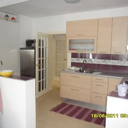Apartment Beachfront Caklje Podgora (Split-Dalmatia)